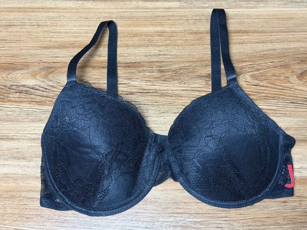 Juicy Couture Red Lace Underwire T-Shirt Bra Black Trim Lined Women's 36D